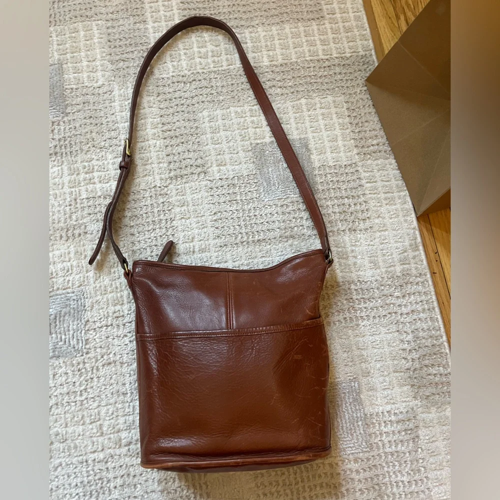 Coach Classics Leather Bucket Bag in British Tan no 0311-326 Vintage